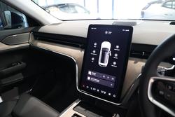 2025 Volvo EX90 Plus Twin Motor