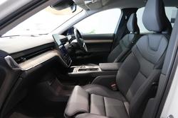 2025 Volvo EX90 Plus Twin Motor