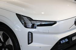 2025 Volvo EX90 Plus Twin Motor