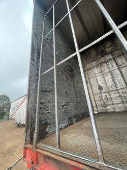 1999 Maxitrans B Double Curtainsider Double Drop Deck Combination