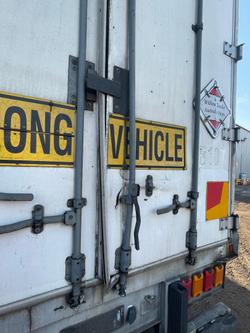 1999 Maxitrans B Double Curtainsider Double Drop Deck Combination