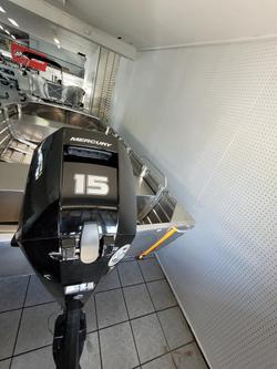 2023 QUINTREX 390 Explorer