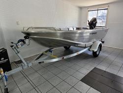 2023 QUINTREX 390 Explorer