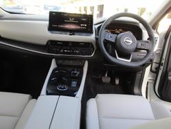 2023 Nissan
                X-TRAIL Ti e-POWER