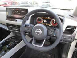 2023 Nissan
                X-TRAIL Ti e-POWER