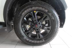 2025 Nissan Navara PRO-4X