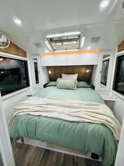 2025 Wonderland RV Hornet 2200 Rear Club Lounge