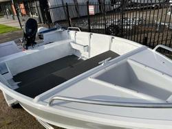 2025 Stacer 429 Rampage