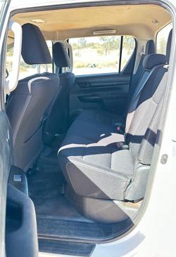 2020 Toyota Hilux SR GUN126R 4X4 Dual Range Glacier White