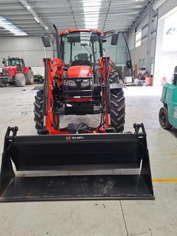 0 Kubota M9540 Cab Fel 4In1 - In Stock Now orange