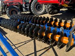 2025 Grizzly 108 Plate Field Boss Folding Wing