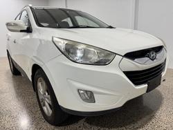 2011 Hyundai
                ix35 Elite