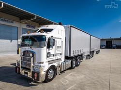  Kenworth
                K200 