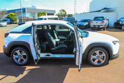 2023 Mazda MX-30 G20e Evolve