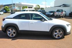 2023 Mazda MX-30 G20e Evolve