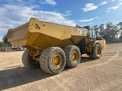 2018 Caterpillar 730