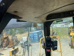 2001 Caterpillar
                988G 