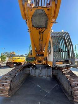 2012 Liebherr
                R954c 