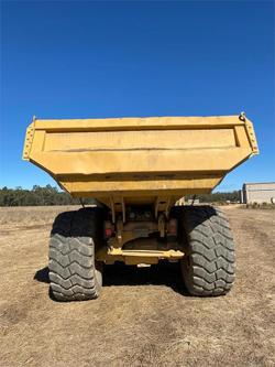 2016 Caterpillar
                730C2 