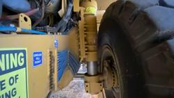 2000 Caterpillar
                775D 