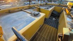 2000 Caterpillar
                775D 
