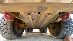 2000 Caterpillar
                775D 