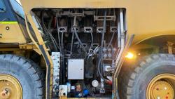 2000 Caterpillar
                775D 