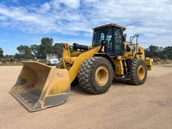 2018 Caterpillar
                972M 
