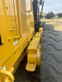 2011 Caterpillar
140M Awd