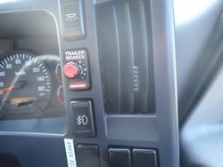 2013 Isuzu Frr 500 WHITE