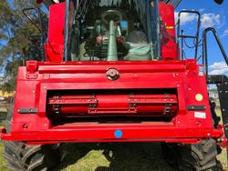 CASE IH
8250 Combine