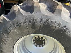 CASE IH
8250 Combine