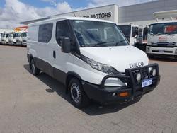 2021 Iveco DAILY 35S17 Van with Wheelchair Lift