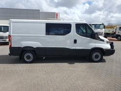 2021 Iveco DAILY 35S17 Van with Wheelchair Lift