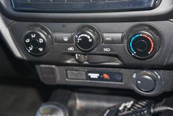 2020 Isuzu
                D-MAX SX