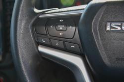 2020 Isuzu
                D-MAX SX
