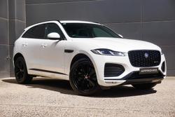 2022 Jaguar
F-PACE P400 R-Dynamic SE