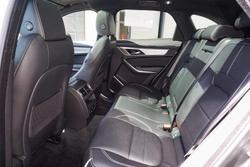 2022 Jaguar F-PACE P400 R-Dynamic SE