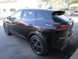 2023 Nissan
                QASHQAI Ti