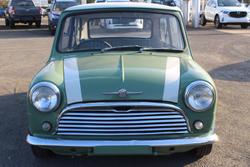 1964 Morris
Mini Deluxe