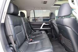 2018 TOYOTA LANDCRUISER LC200 VX (4x4)