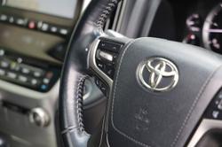 2018 TOYOTA LANDCRUISER LC200 VX (4x4)