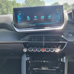 2023 Peugeot
e-2008 GT
