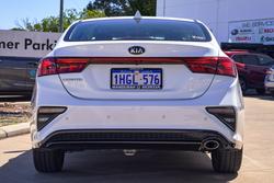 2021 Kia
Cerato S