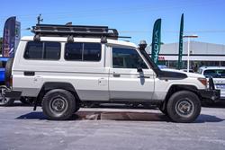 2016 Toyota
                Landcruiser Workmate Troopcarrier