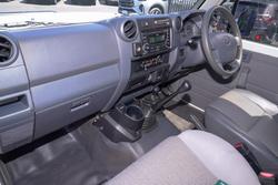 2016 Toyota
                Landcruiser Workmate Troopcarrier