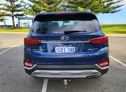 2018 Hyundai
Santa Fe Highlander