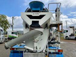 2010 Hino 17270 4 Mt Aads Agi Auto Immac Cond Full Hist $100000+Gst HINO 17270 WHITE