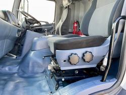 2010 Hino 17270 4 Mt Aads Agi Auto Immac Cond Full Hist $100000+Gst HINO 17270 WHITE