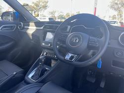 2023 MG ZS
